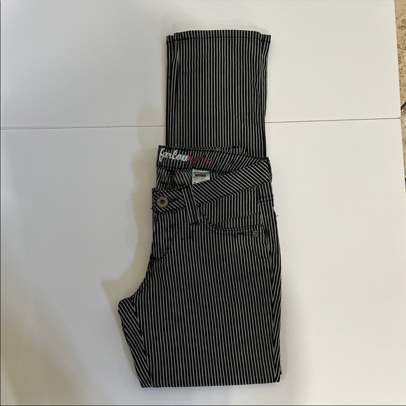 Women's Farlow Pin-Stripped, Jeans Skinny Size 5 - Picture 6 of 7